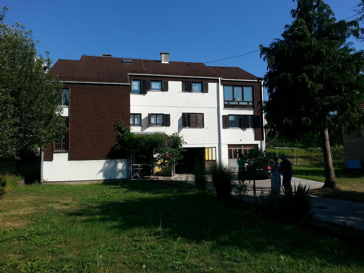 Guesthouse Trikic Drvar Luaran gambar